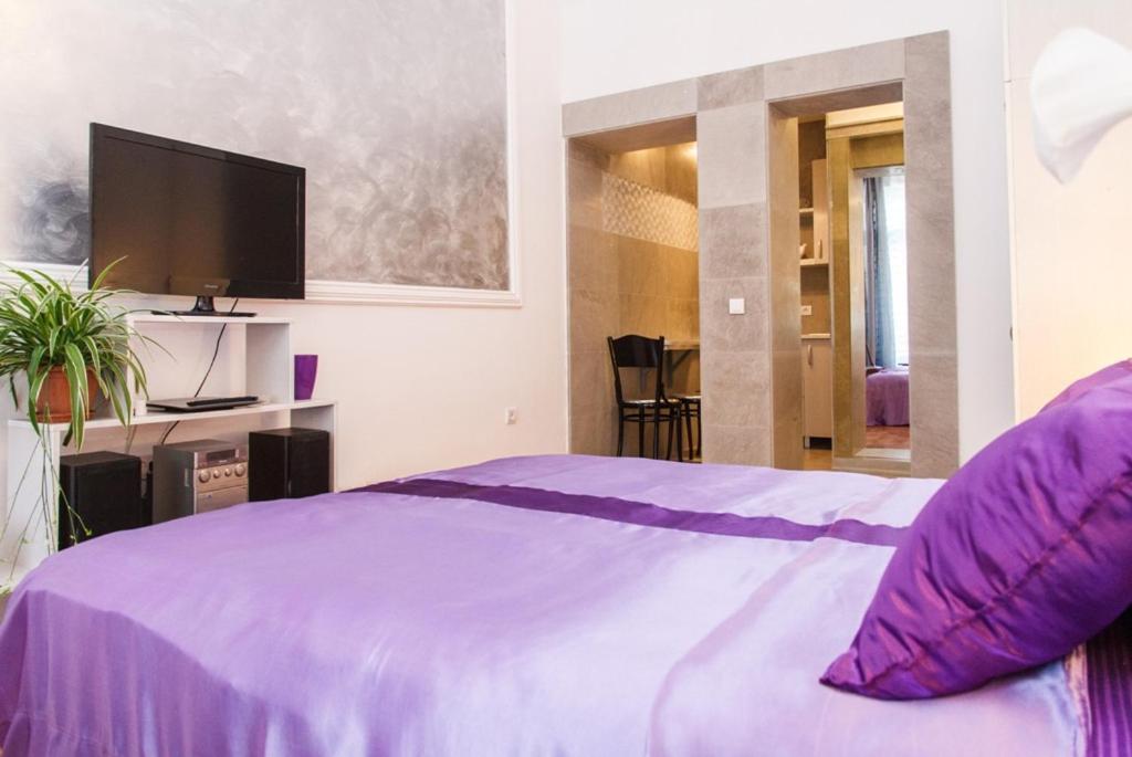 City Center Apartment With Balcony Belgrad Exterior foto